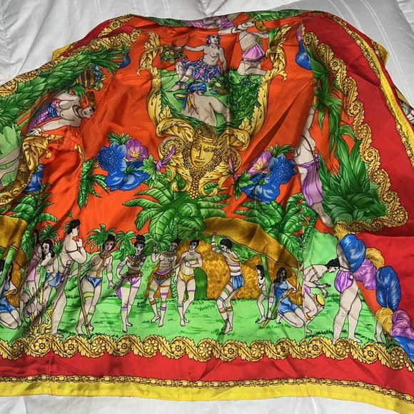 Gianni Versace Vintage SS 1993 Paradise Lost Printed Silk Off Shoulder Blouse - Picture 15 of 16